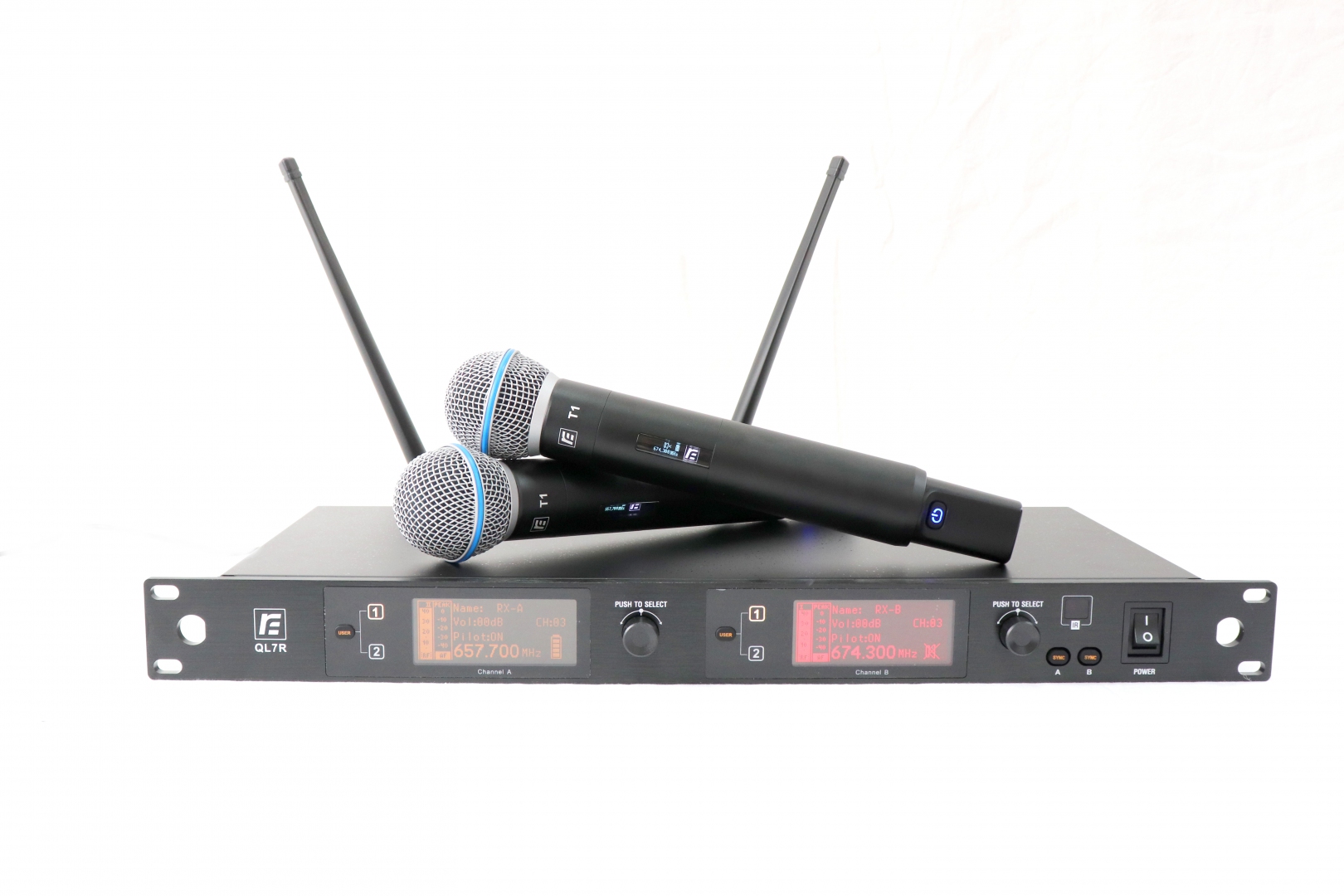 RFIntell QL7R/T1-A 651,800-683,400 МГц 2-канальная радиосистема с 2-мя ручными микрофонами в Карачаево-Черкесии